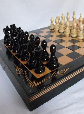 M size Chess/Backgammon/Checkers